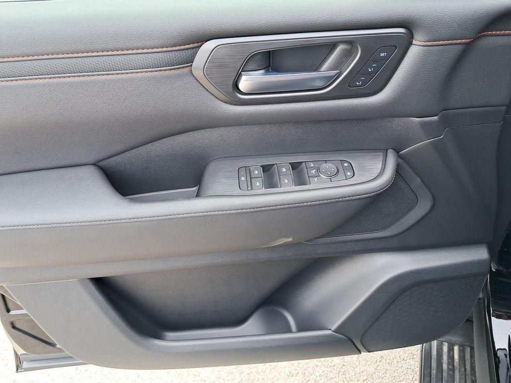 new 2025 Nissan Armada car, priced at $69,181