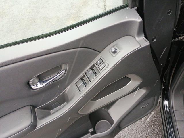 new 2025 Nissan Frontier car, priced at $44,893