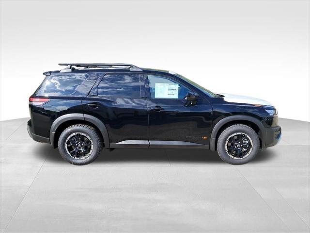 new 2025 Nissan Pathfinder car, priced at $43,961