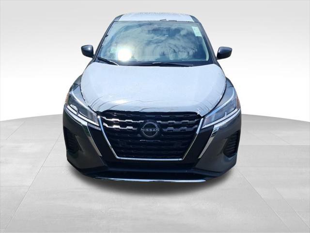 new 2025 Nissan Kicks car, priced at $23,311