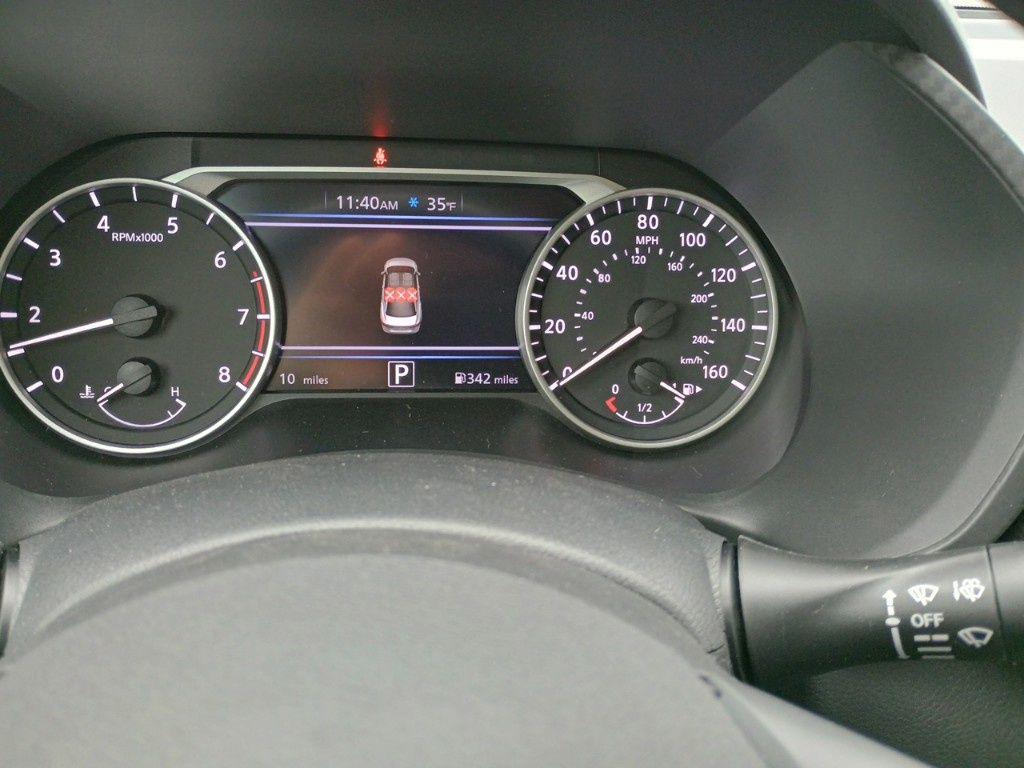new 2025 Nissan Sentra car, priced at $23,752