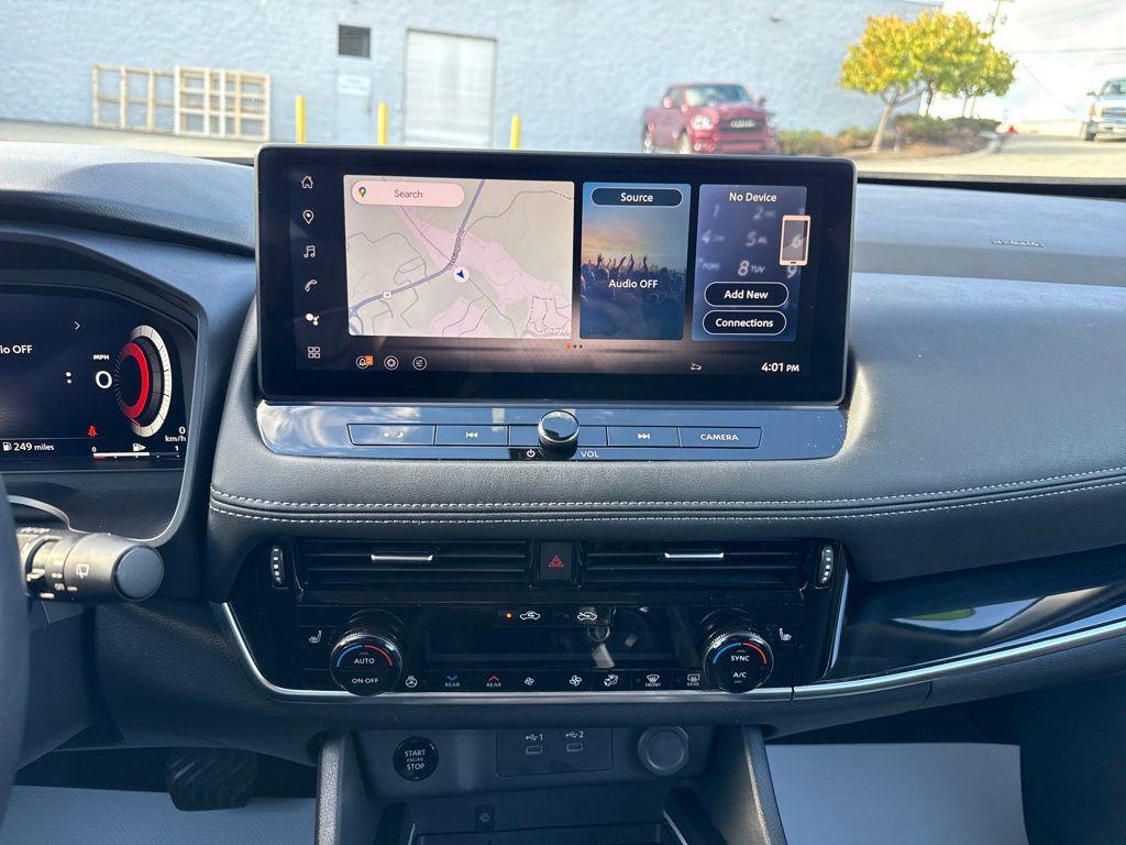 used 2024 Nissan Rogue car, priced at $31,607