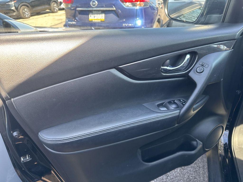 used 2019 Nissan Rogue car, priced at $15,771