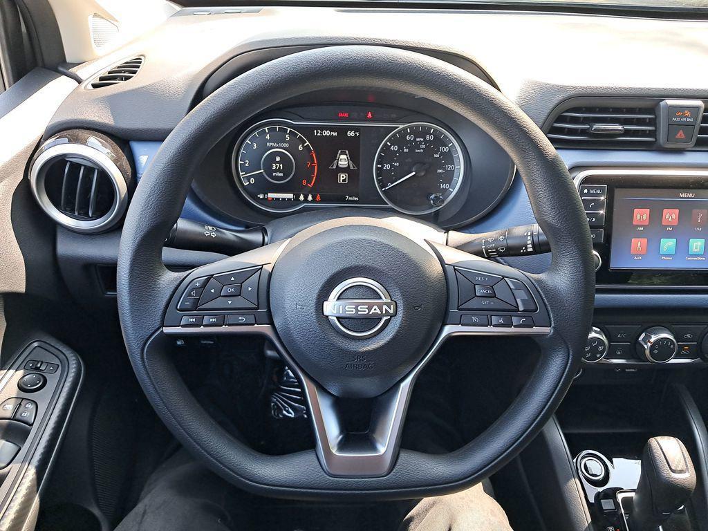 new 2025 Nissan Versa car, priced at $22,038