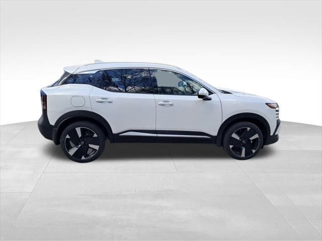new 2025 Nissan Kicks car, priced at $29,520