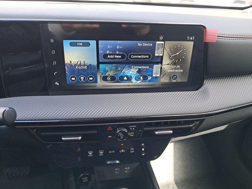 new 2025 Nissan Kicks car, priced at $28,019