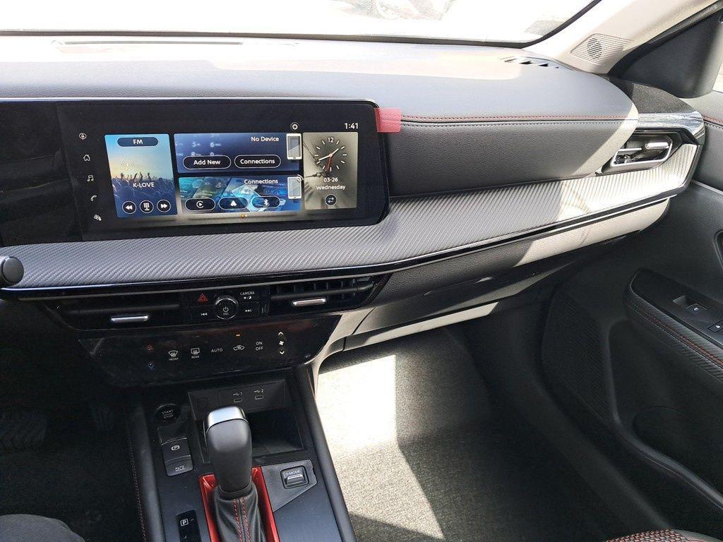 new 2025 Nissan Kicks car, priced at $28,019