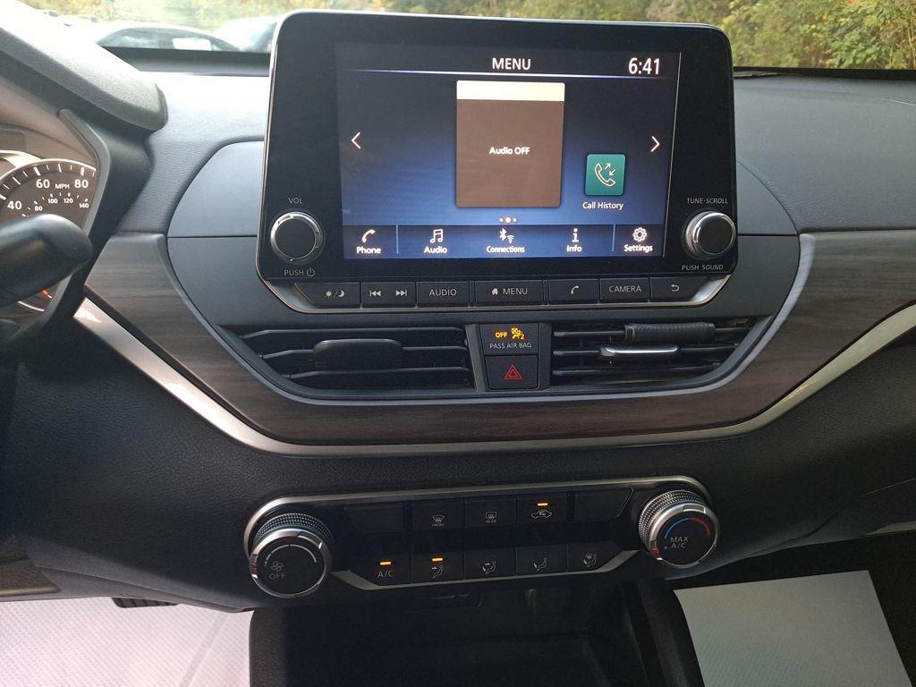 used 2024 Nissan Altima car, priced at $21,933