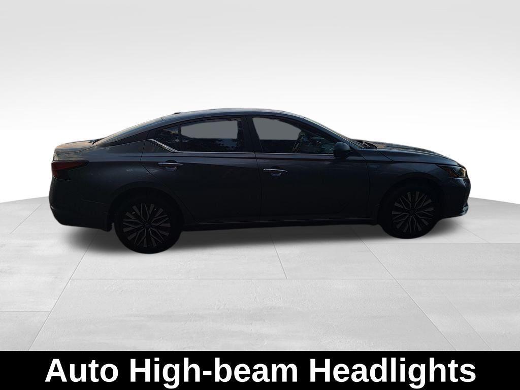 used 2024 Nissan Altima car, priced at $21,933