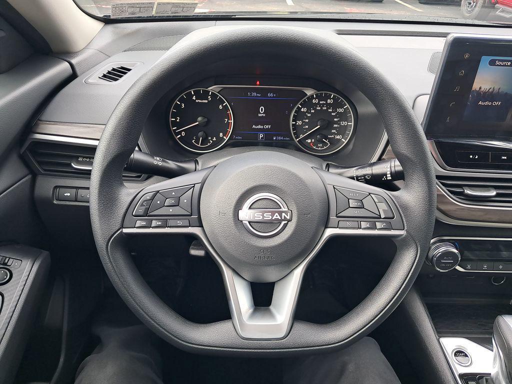 new 2025 Nissan Altima car, priced at $30,666