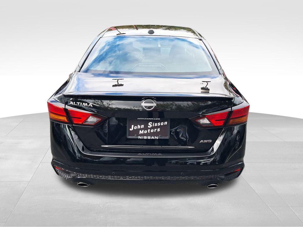 new 2025 Nissan Altima car, priced at $30,666