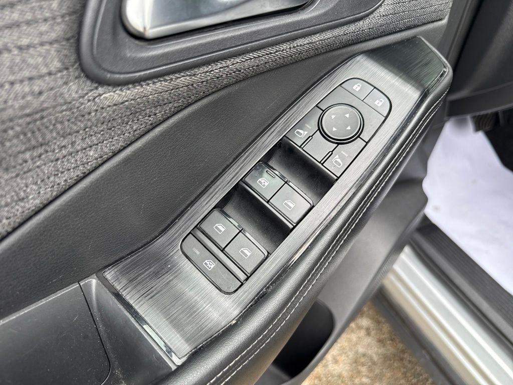 used 2022 Nissan Rogue car, priced at $21,931