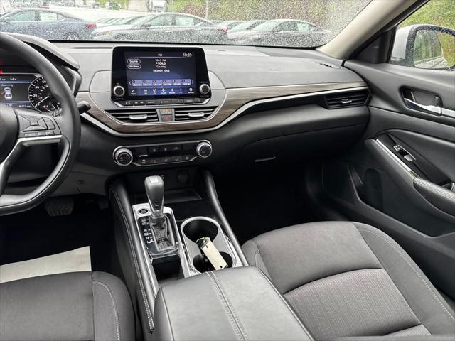 used 2023 Nissan Altima car, priced at $19,687