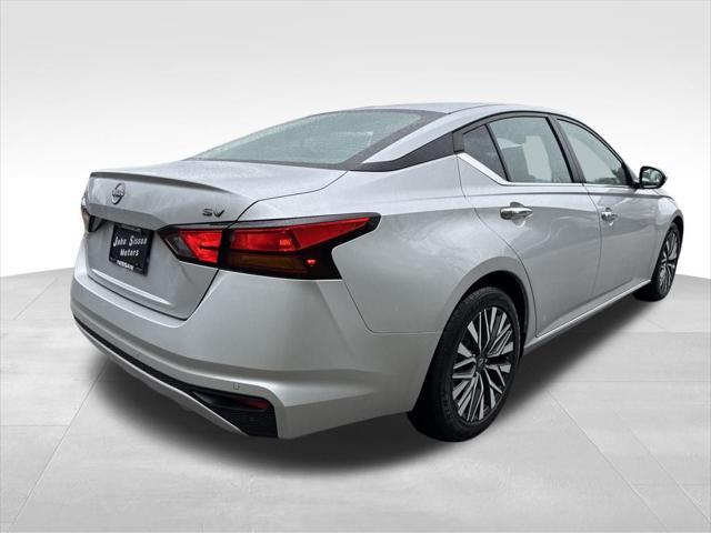 used 2023 Nissan Altima car, priced at $19,687