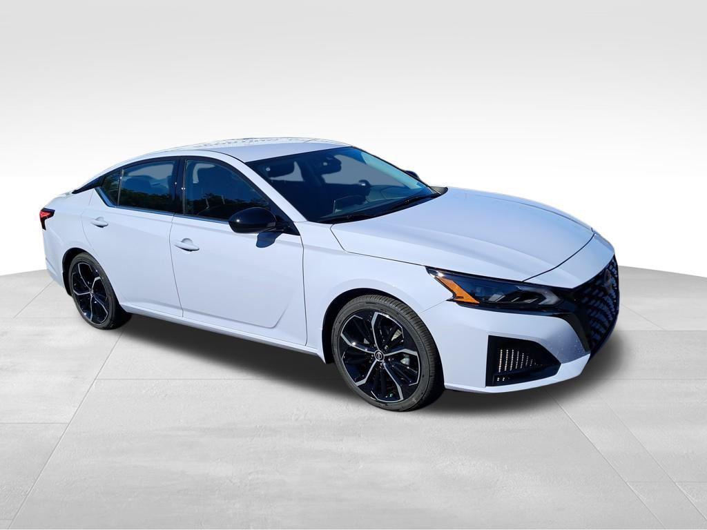 new 2025 Nissan Altima car, priced at $29,011