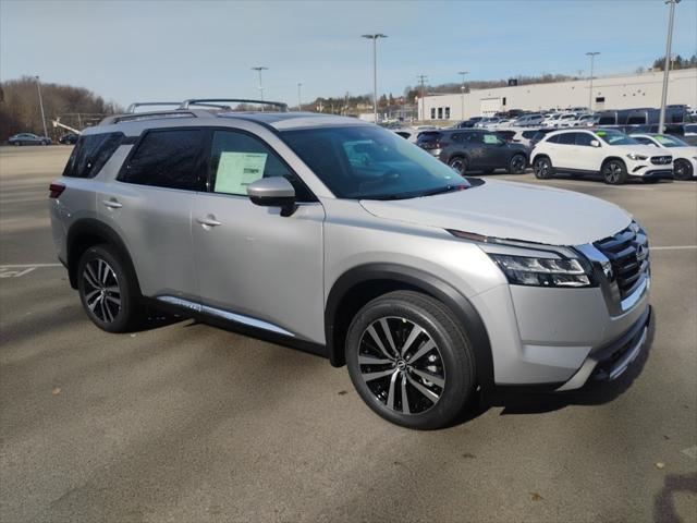 new 2025 Nissan Pathfinder car, priced at $51,423