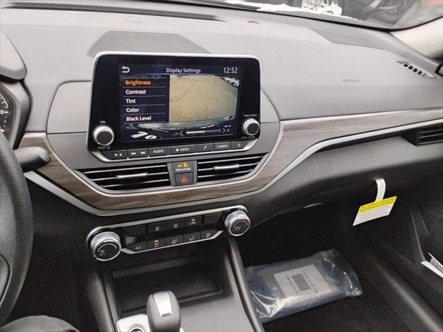 new 2025 Nissan Altima car, priced at $30,265