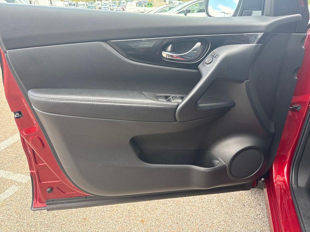used 2022 Nissan Rogue Sport car, priced at $23,553