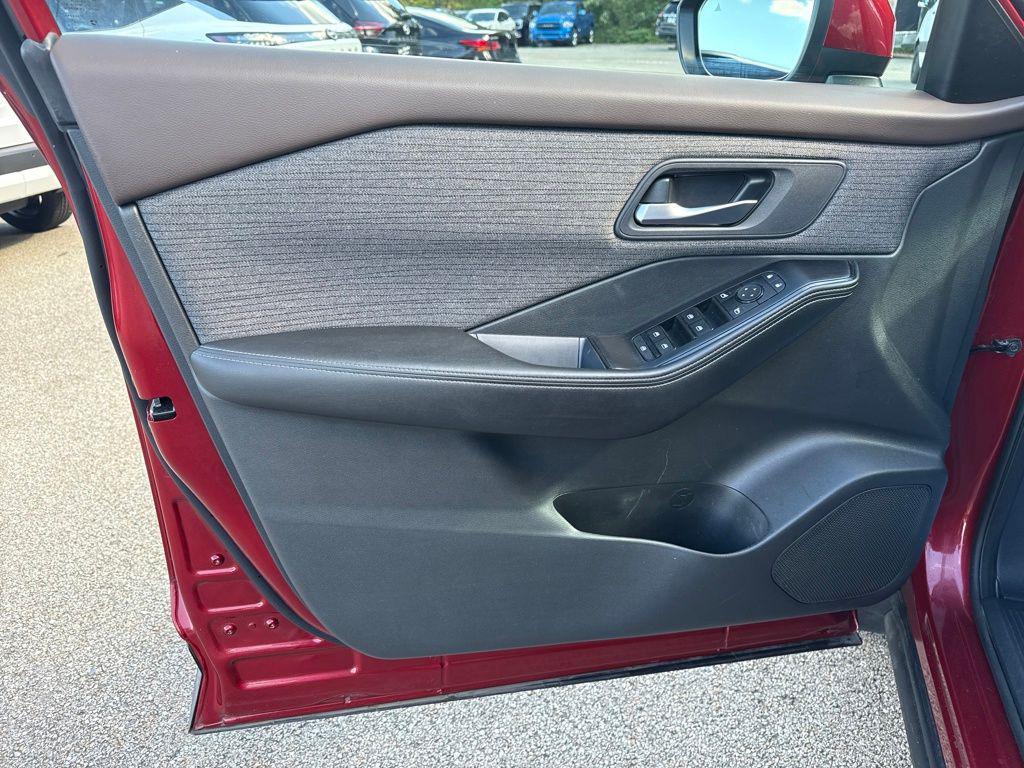 used 2023 Nissan Rogue car, priced at $22,997