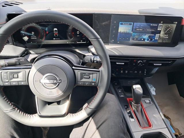new 2025 Nissan Kicks car, priced at $28,075