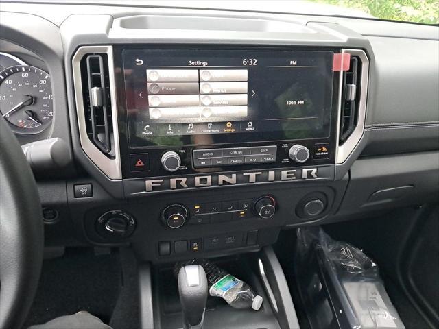 new 2025 Nissan Frontier car, priced at $39,305