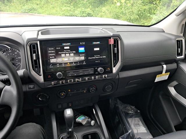 new 2025 Nissan Frontier car, priced at $39,305