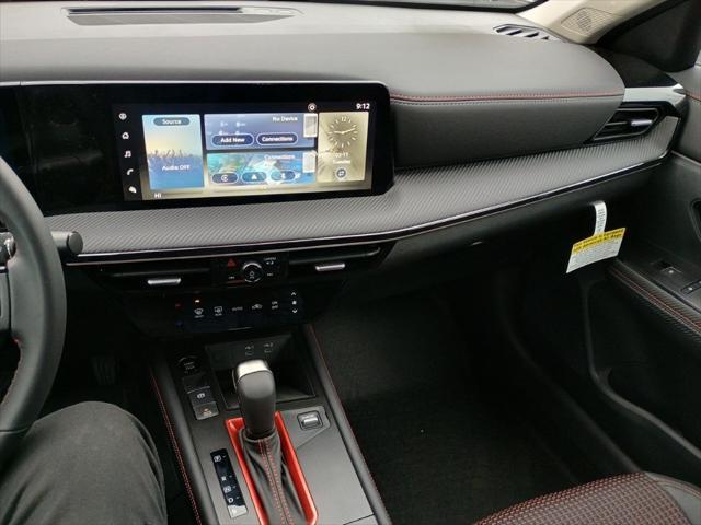 new 2025 Nissan Kicks car, priced at $27,402