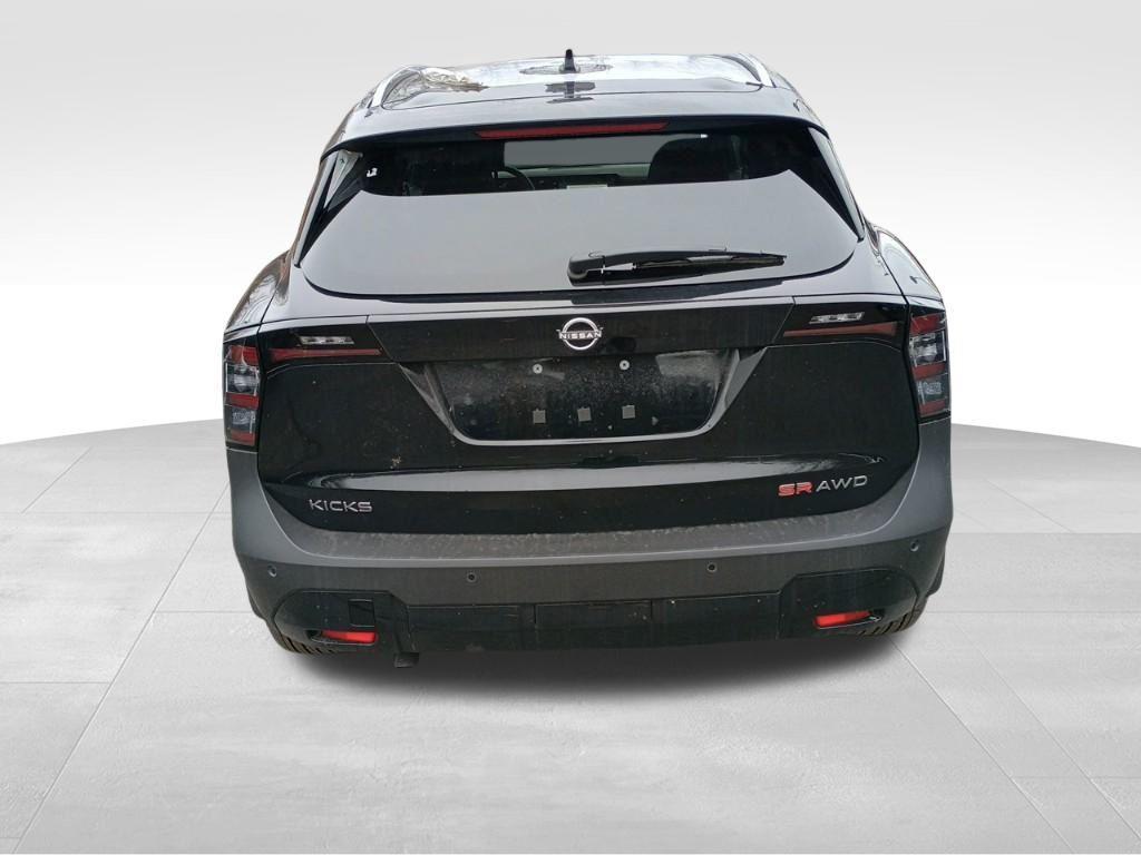 new 2025 Nissan Kicks car, priced at $27,402