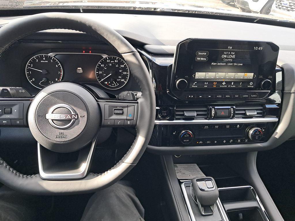 new 2025 Nissan Pathfinder car, priced at $40,529