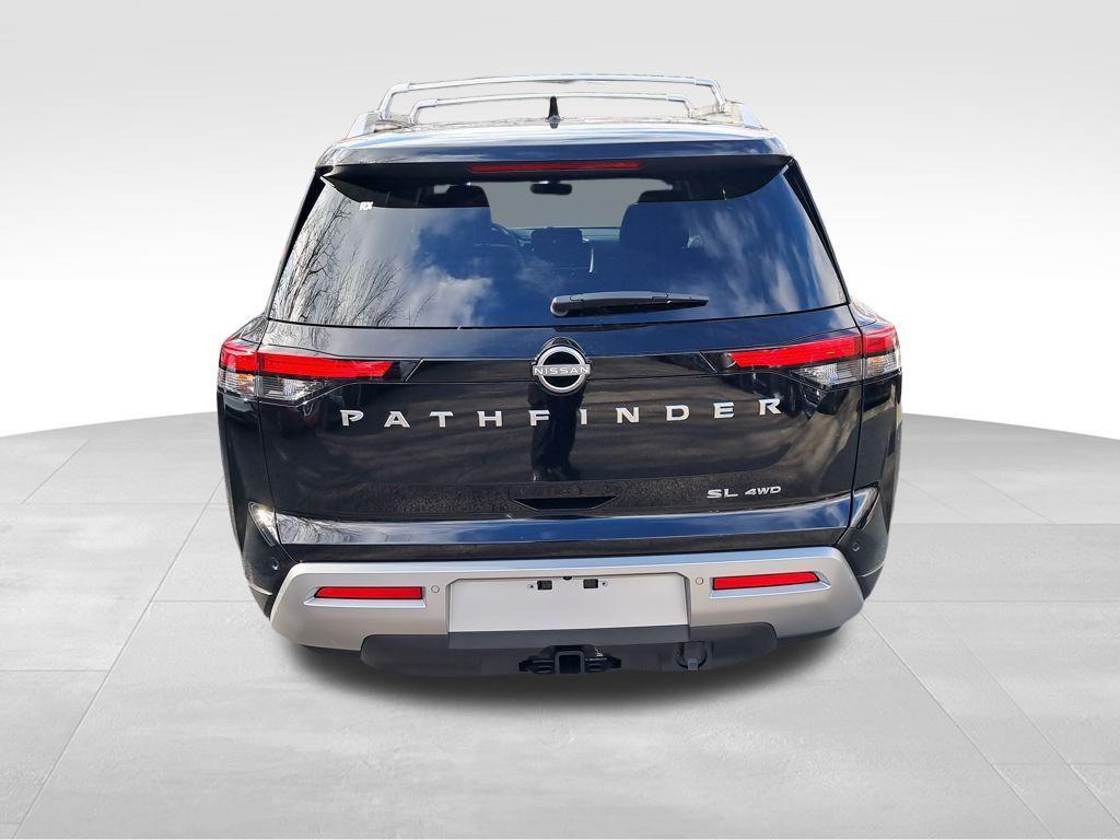 new 2025 Nissan Pathfinder car, priced at $40,529