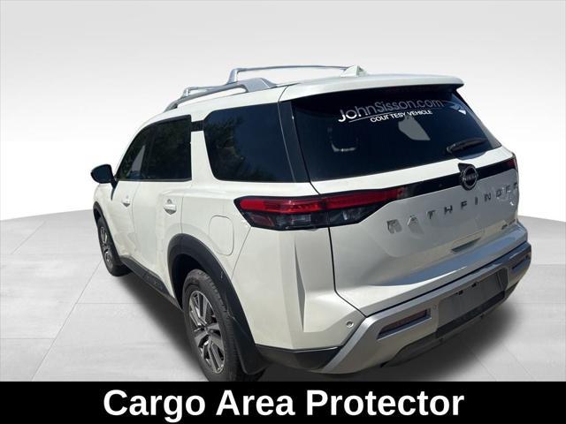 used 2023 Nissan Pathfinder car, priced at $35,546