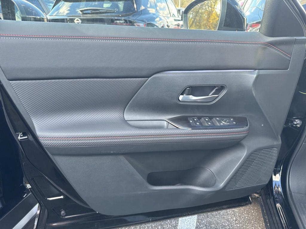 new 2026 Nissan Kicks car, priced at $31,176