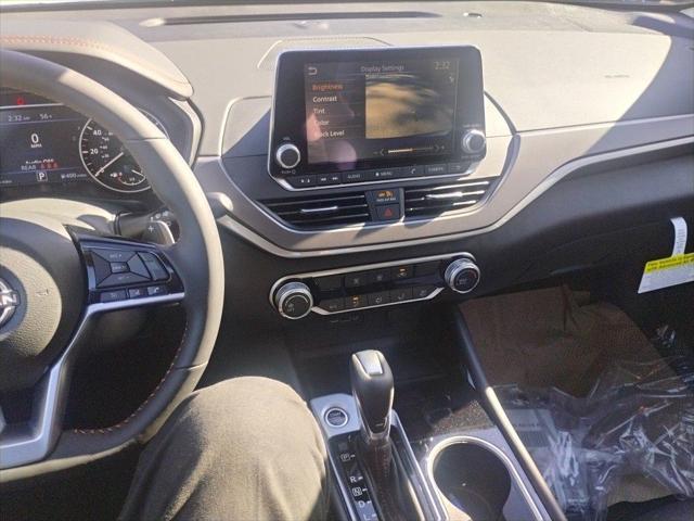 new 2025 Nissan Altima car, priced at $30,685