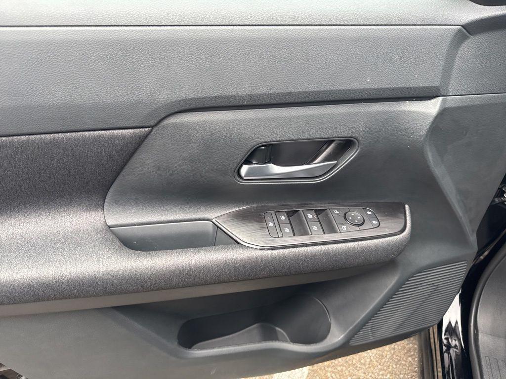 new 2026 Nissan Kicks car, priced at $27,744