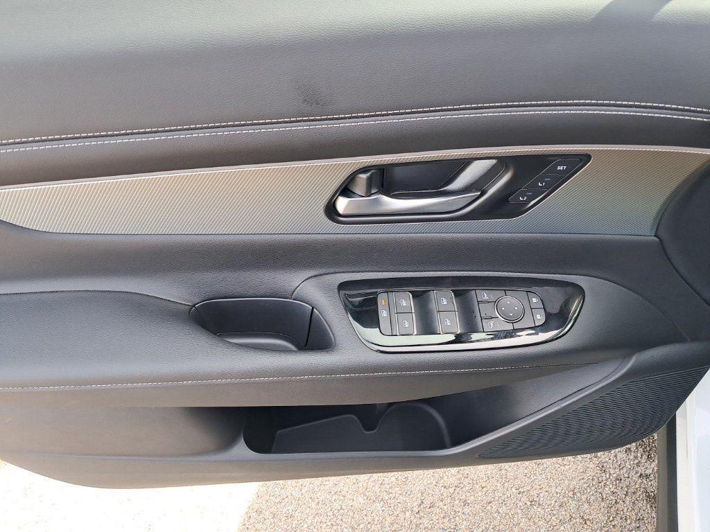 new 2025 Nissan Murano car, priced at $40,171