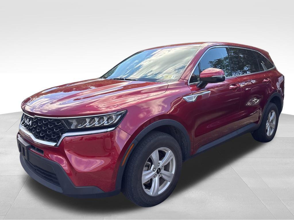 used 2023 Kia Sorento car, priced at $21,328