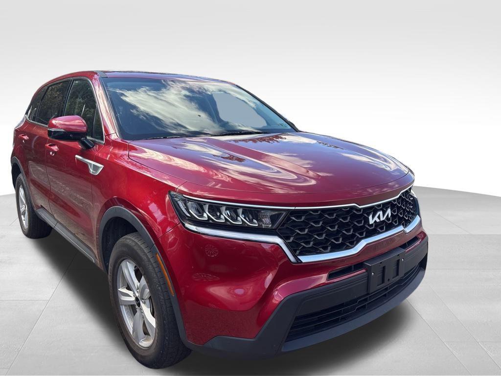 used 2023 Kia Sorento car, priced at $21,328