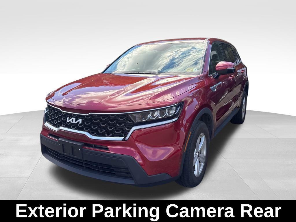 used 2023 Kia Sorento car, priced at $21,328
