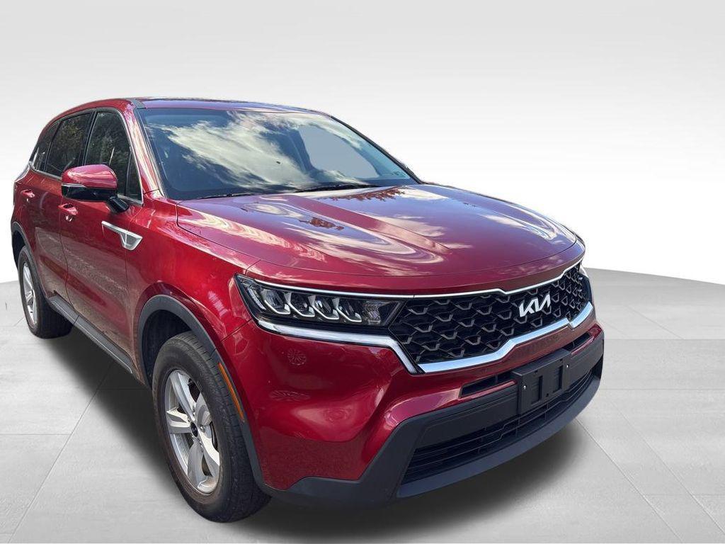 used 2023 Kia Sorento car, priced at $21,328