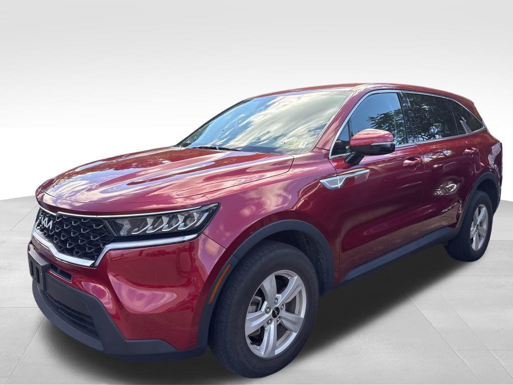 used 2023 Kia Sorento car, priced at $21,328