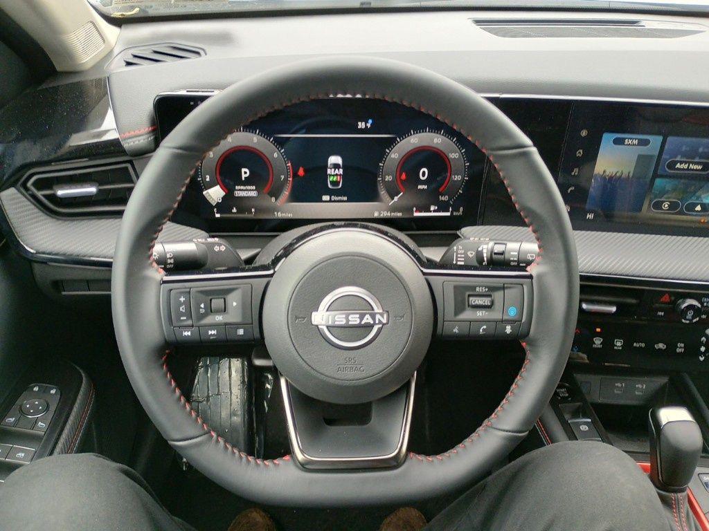 new 2025 Nissan Kicks car, priced at $27,942