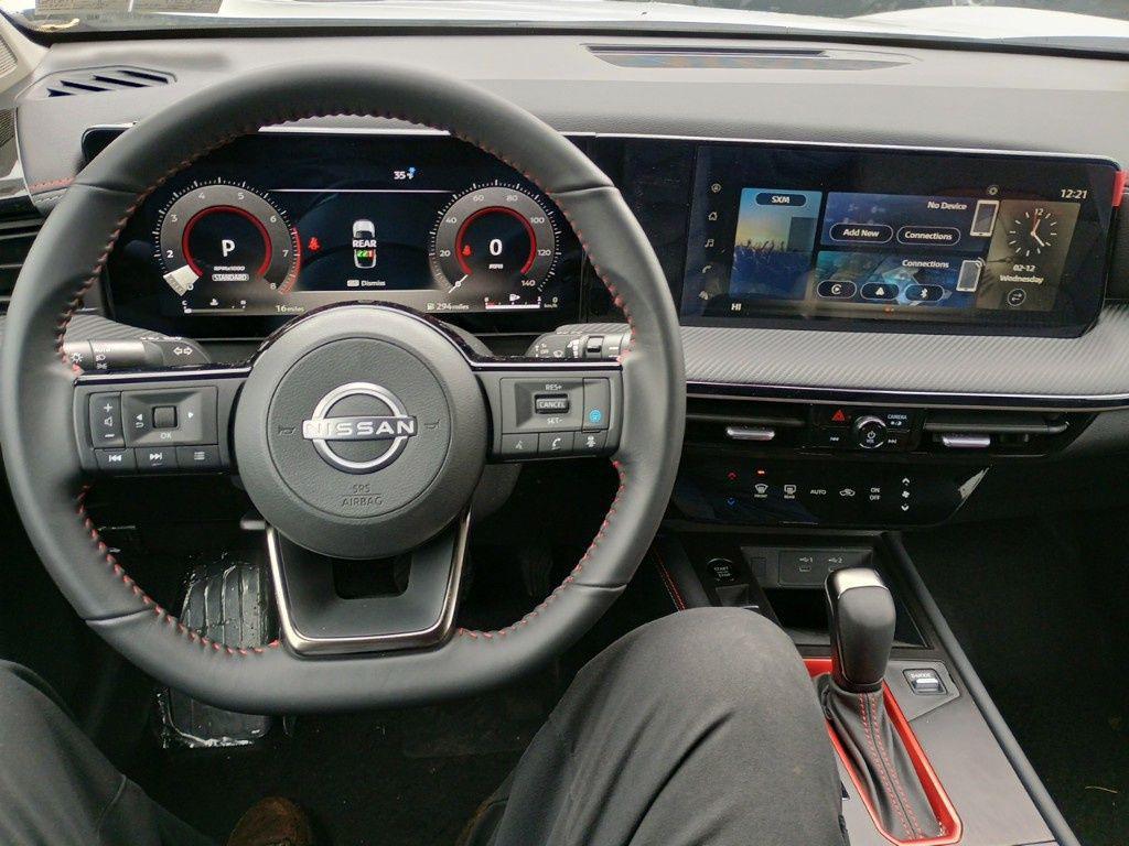 new 2025 Nissan Kicks car, priced at $27,942