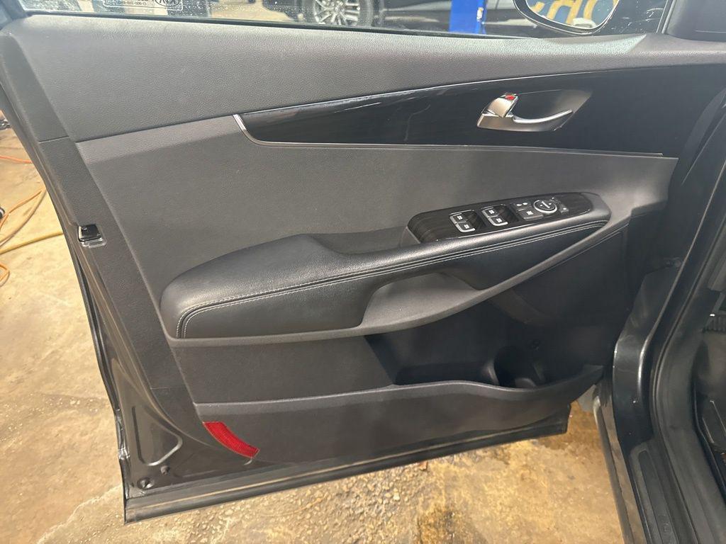 used 2019 Kia Sorento car, priced at $17,827
