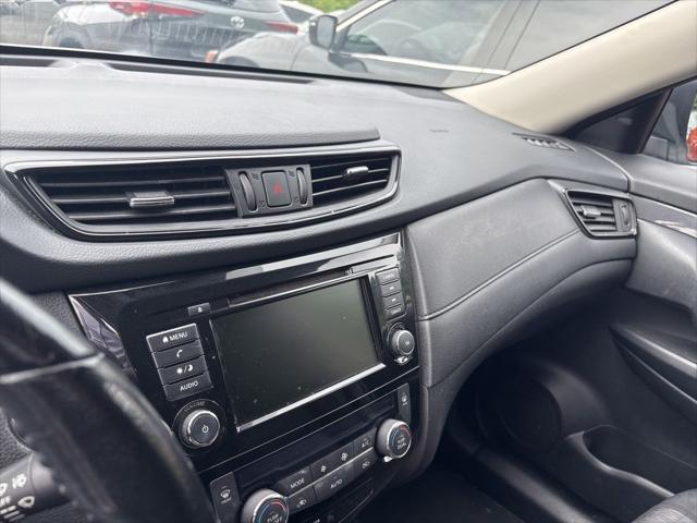 used 2020 Nissan Rogue car, priced at $15,530