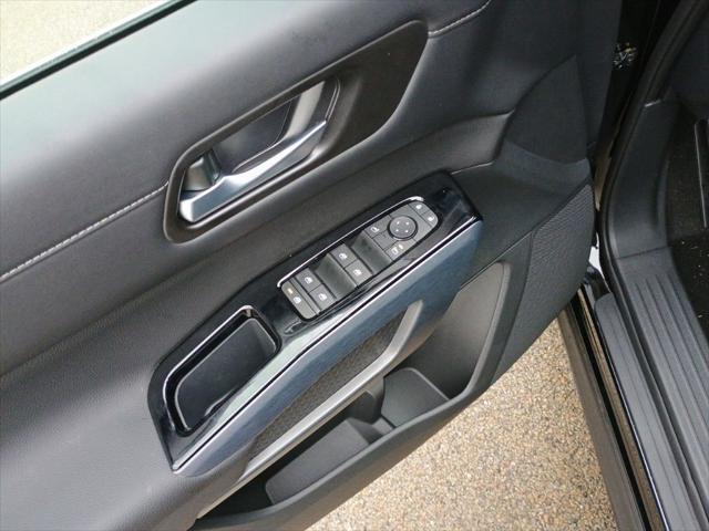 new 2025 Nissan Pathfinder car, priced at $44,042