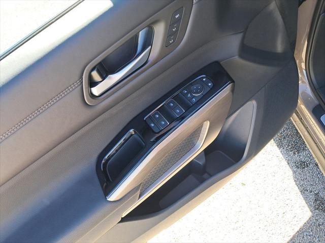 new 2025 Nissan Pathfinder car, priced at $50,779