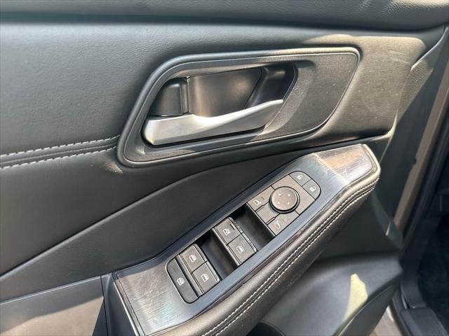 used 2024 Nissan Rogue car, priced at $27,989