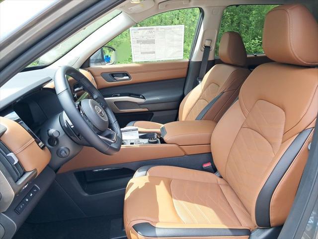 new 2025 Nissan Pathfinder car, priced at $54,035