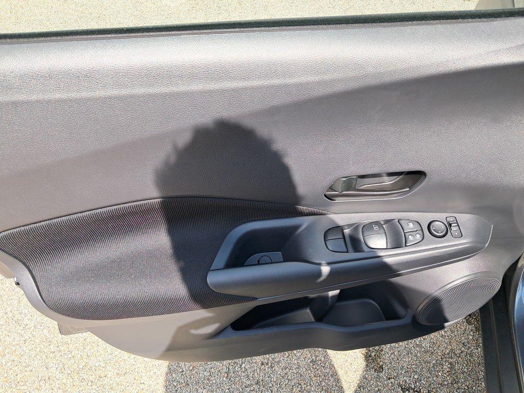 new 2025 Nissan Kicks car, priced at $23,232