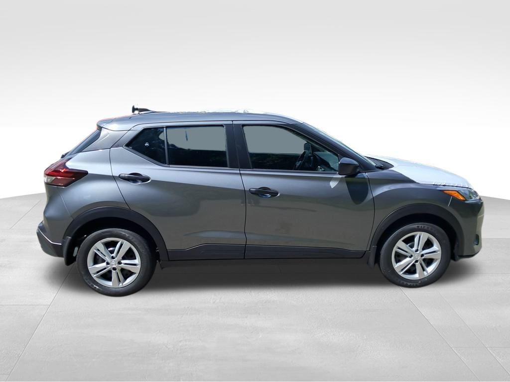 new 2025 Nissan Kicks car, priced at $23,232